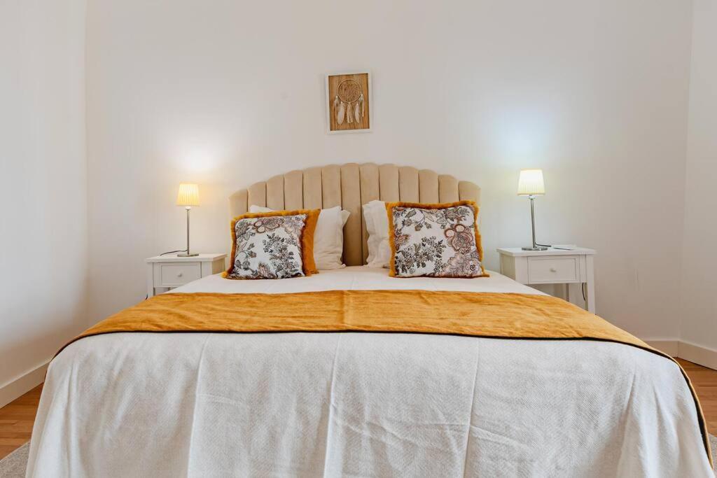 Near Evora's Main Square With Private Terrace Villa *