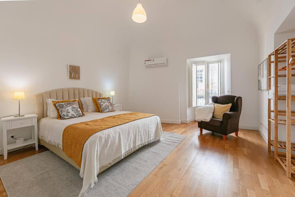 Villa Near Evora's Main Square With Private Terrace
